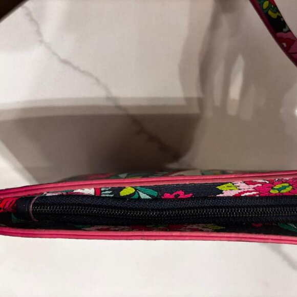 Vera Bradley Classic Wristlet in Retired Petal Paisley Pattern on Vinyl Exterior - Picture 5 of 6